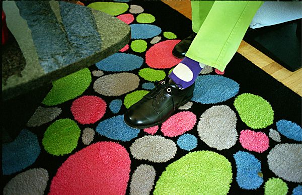 El botón sobre la alfombra © Pedro Meyer 1994